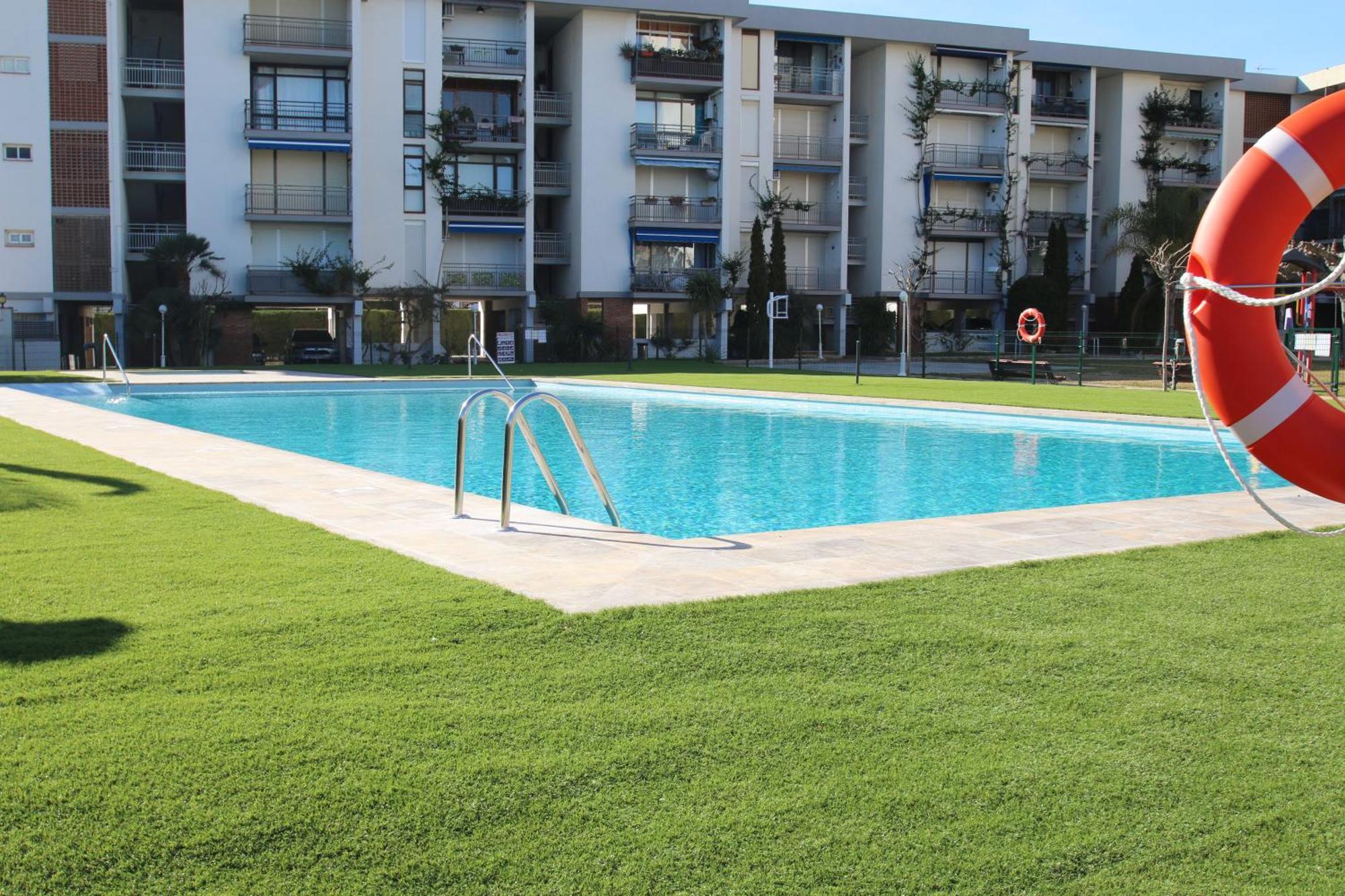 Apartamento La Torre กัมบริลส์ ภายนอก รูปภาพ